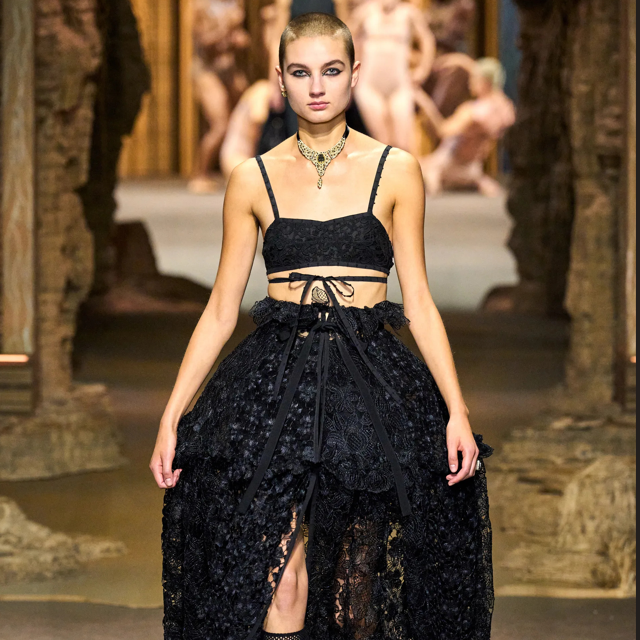 Watch the Dior spring/summer 2023 RTW show live here